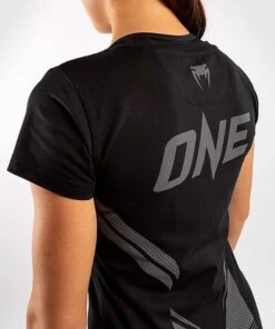 Venum ONE FC Impact Women Tshirt Nero-Nero 13 Venum ONE FC Impact Women Tshirt Nero-Nero -Eleganza Atletica Negozio venum one fc impact women tshirt black black 5