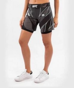 Venum UFC Authentic Fight Night Womens Shorts Long Fit Nero -Eleganza Atletica Negozio venum ufc authentic fight night womens shorts long fit black 3
