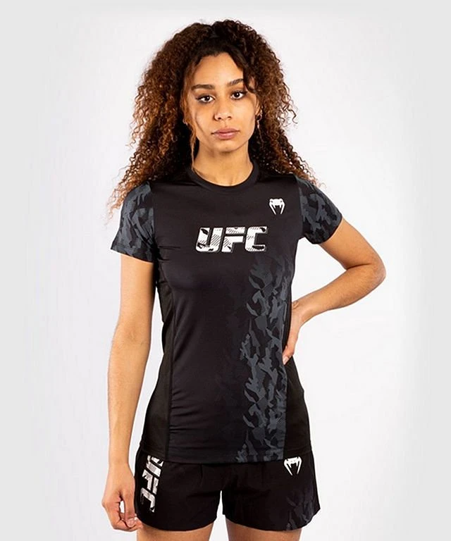 Venum UFC Authentic Fight Week Women's Performance Short Sleeve T-shirt Nero 3 Venum UFC Authentic Fight Week Women's Performance Short Sleeve T-shirt Nero