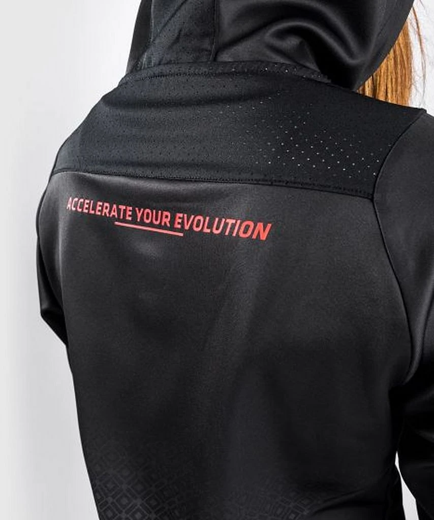 Venum UFC Performance Institute Hoodie For Women Nero 4 Venum UFC Performance Institute Hoodie For Women Nero - immagine 2